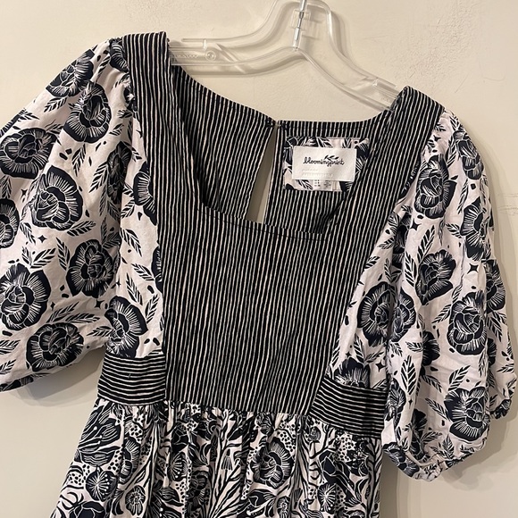 Blooming Print Adrienne Flounced Midi Dress - Picture 8 of 9